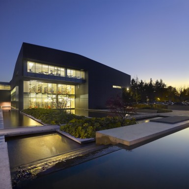 Langara_College_Library_and_Classroom_Building_1