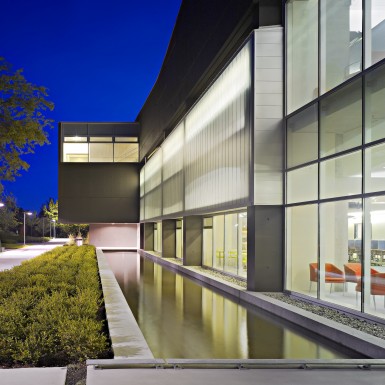 Langara_College_Library_and_Classroom_Building_4