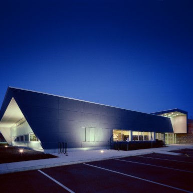 Brant_Hills_Community_Centre_and_Tyandaga_Branch_Library_3