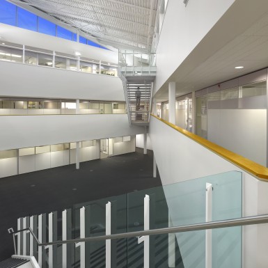 Niagara_Region_Headquarters_Office_Building_Addition_Interior_2