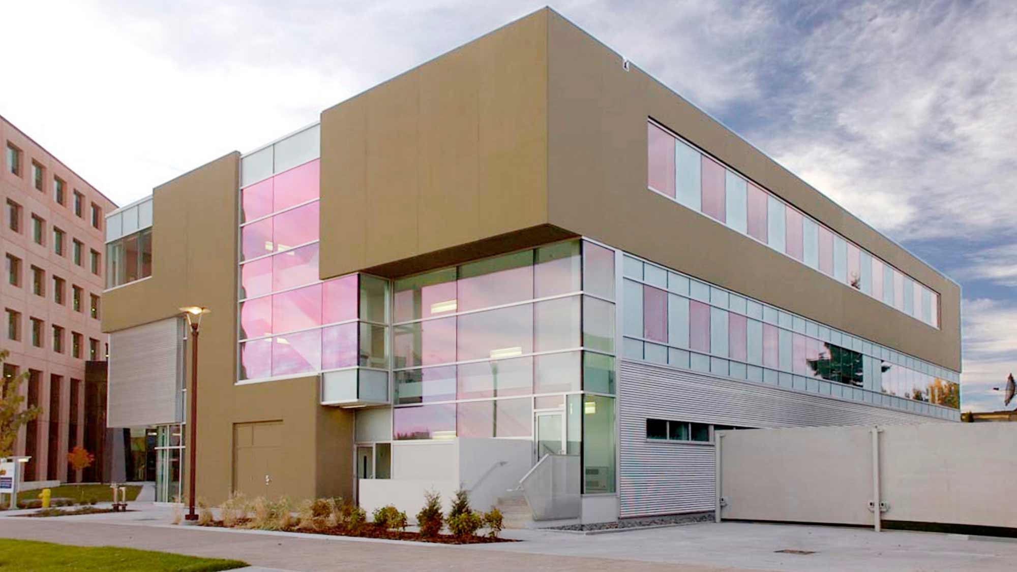Northern Ontario School Of Medicine At Lakehead University Teeple
