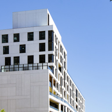 View of south façade looking east / Marine de Carbonnieres