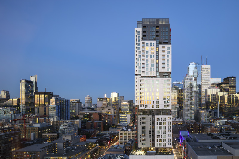 Picasso on Richmond Wins Urban Toronto’s Best Tall Building Award for 2016
